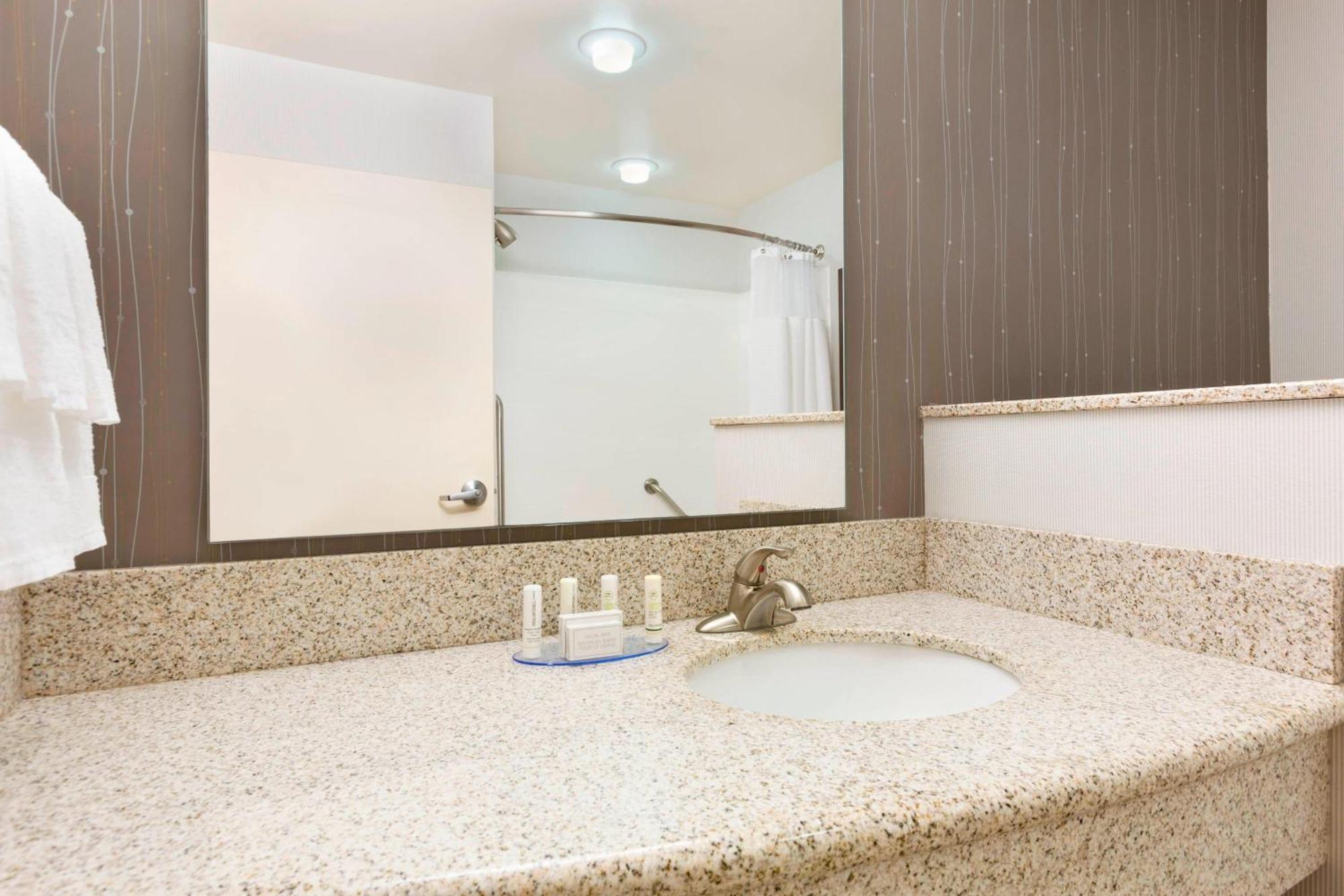 Courtyard By Marriott Kalamazoo Portage Zewnętrze zdjęcie