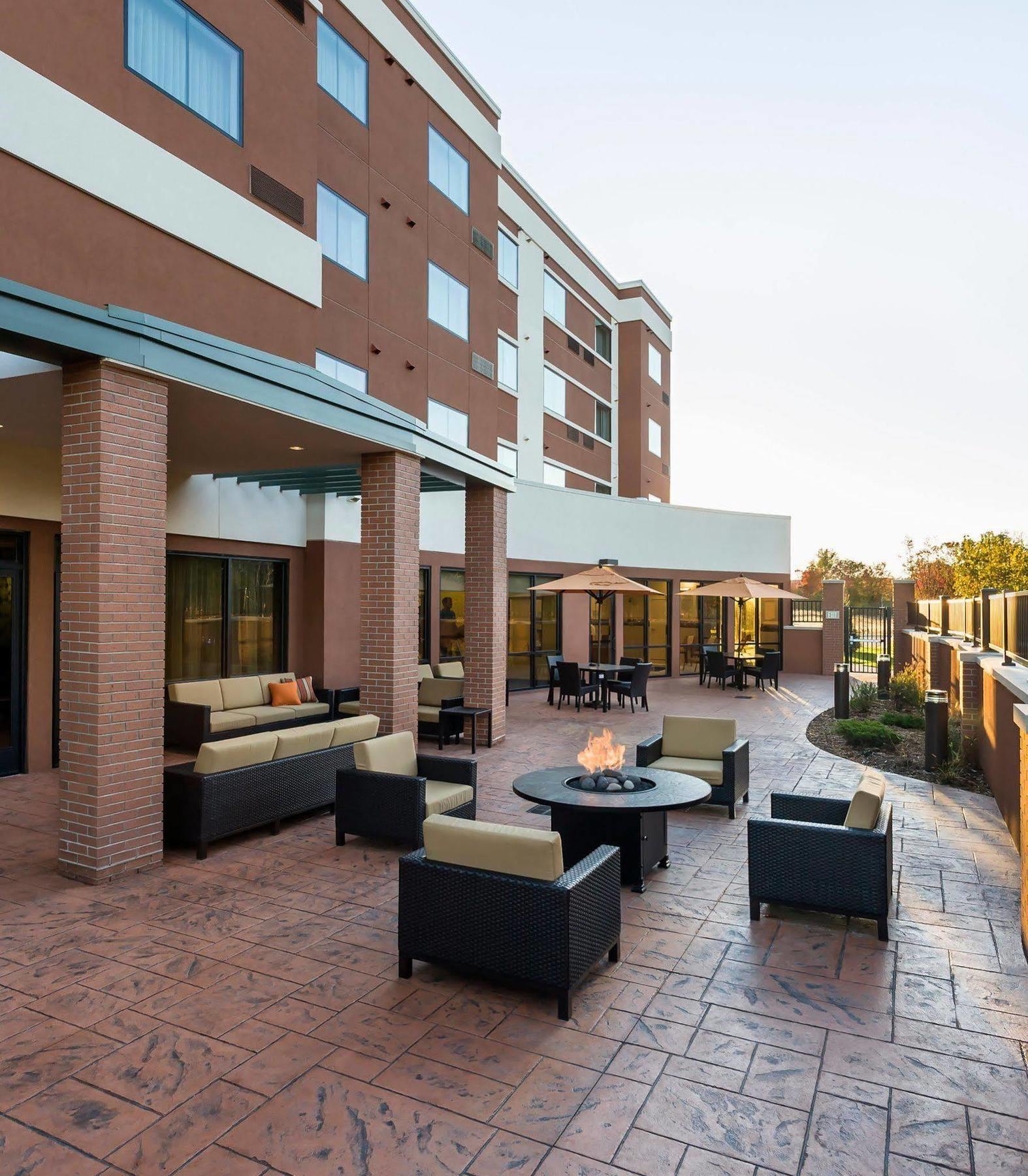 Courtyard By Marriott Kalamazoo Portage Zewnętrze zdjęcie